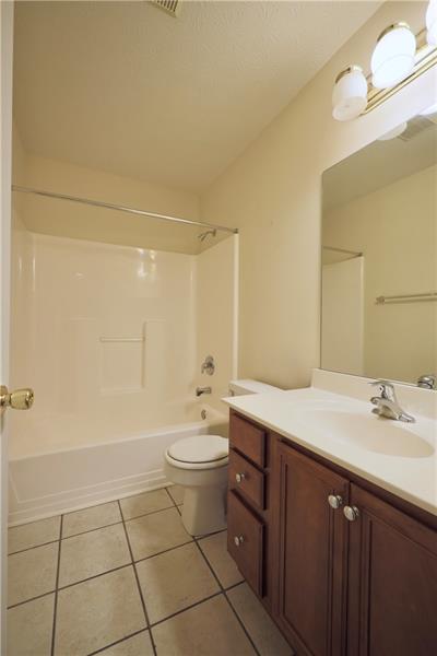 3005 Ironwood Cir
