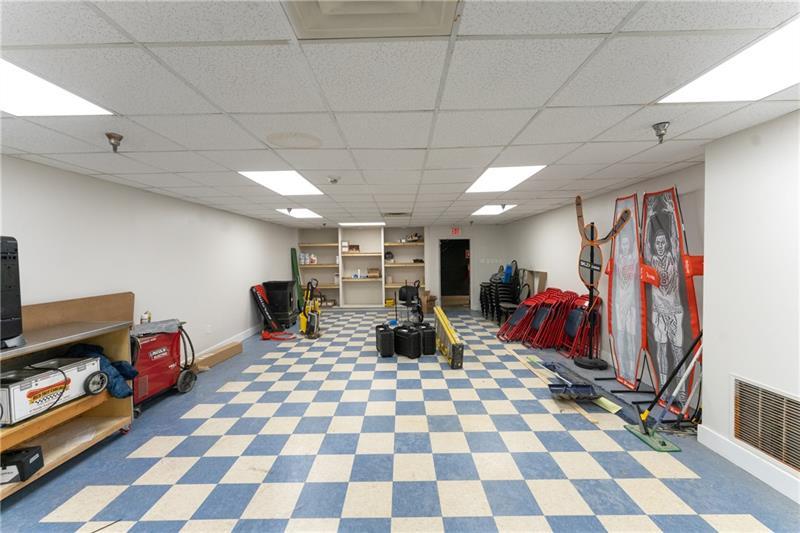 1 Racquet Ln (Studio Suite) Photo 15