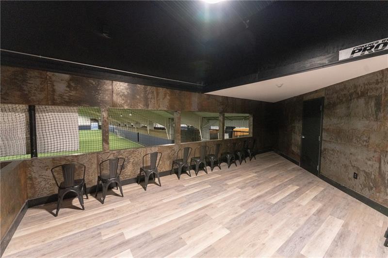 1 Racquet Ln (Studio Suite) Photo 24