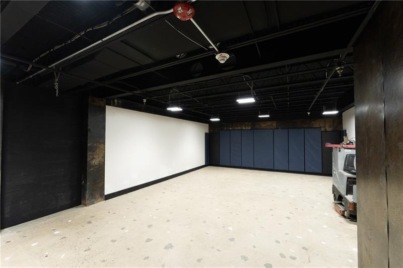 1 Racquet Ln (Studio Suite) Photo 6