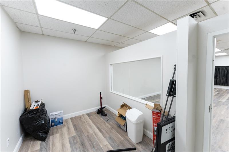 1 Racquet Ln (Ste 200) Photo 9