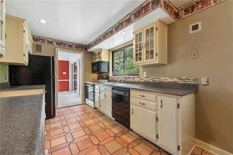 111 E Bruceton Rd
