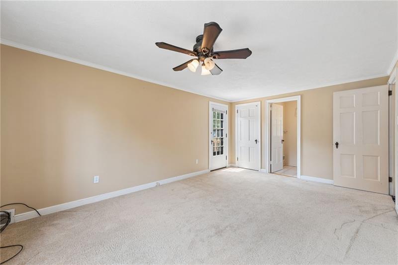 111 E Bruceton Rd