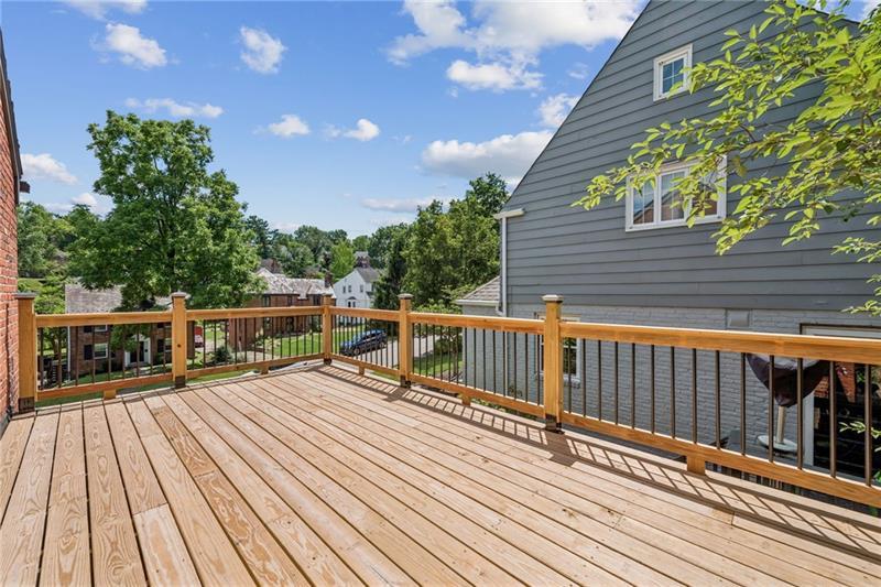 111 E Bruceton Rd
