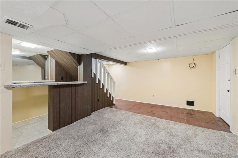 111 E Bruceton Rd