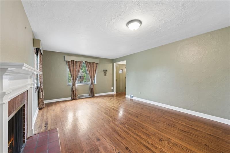 111 E Bruceton Rd