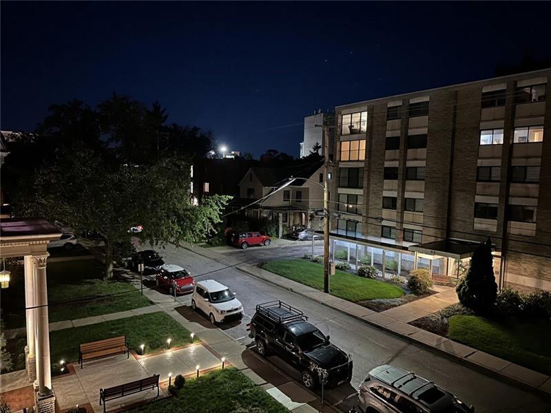 60 Academy Ave