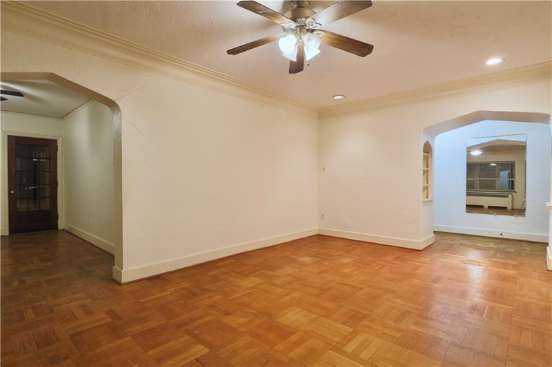60 Academy Ave
