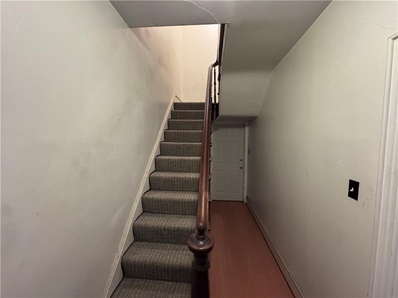 903 North Ave