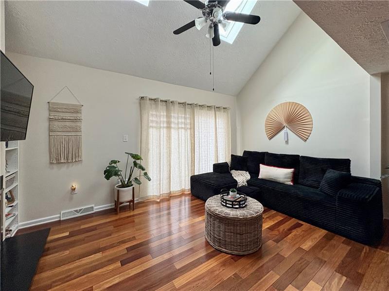 104 Serendipity Dr