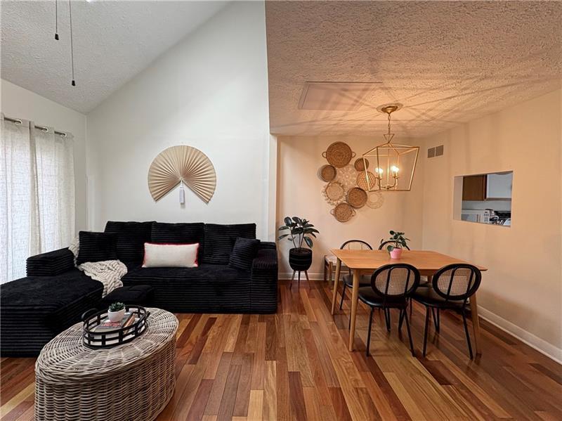 104 Serendipity Dr