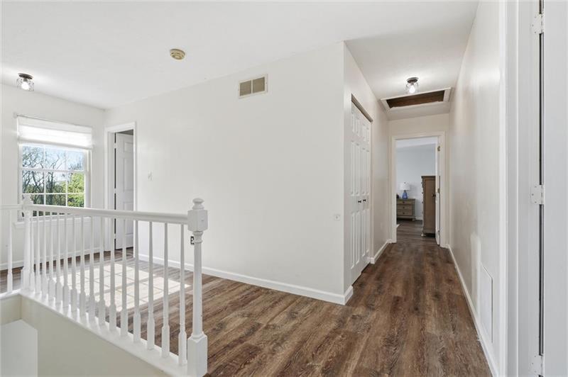 105 Bayberry Ln