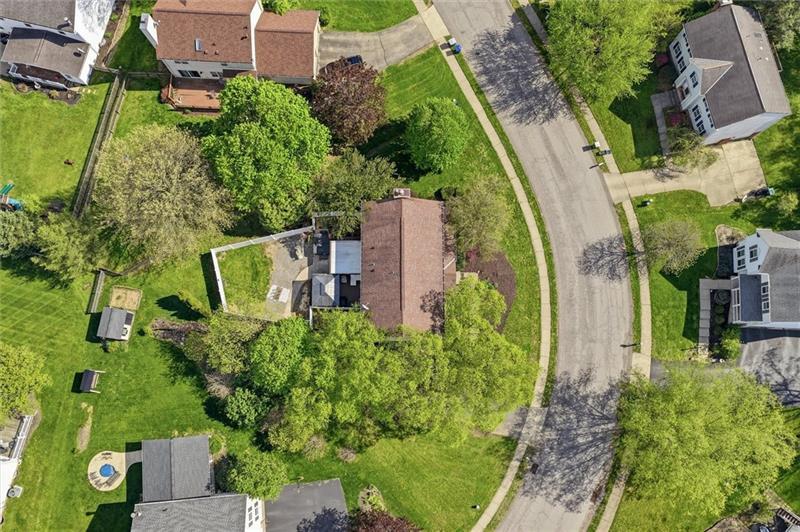105 Bayberry Ln
