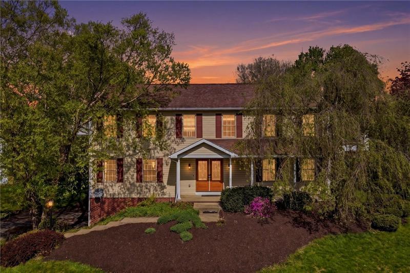 105 Bayberry Ln