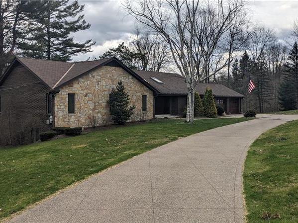 114 Moore Dr
