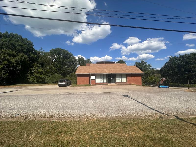 8200 Perry Highway