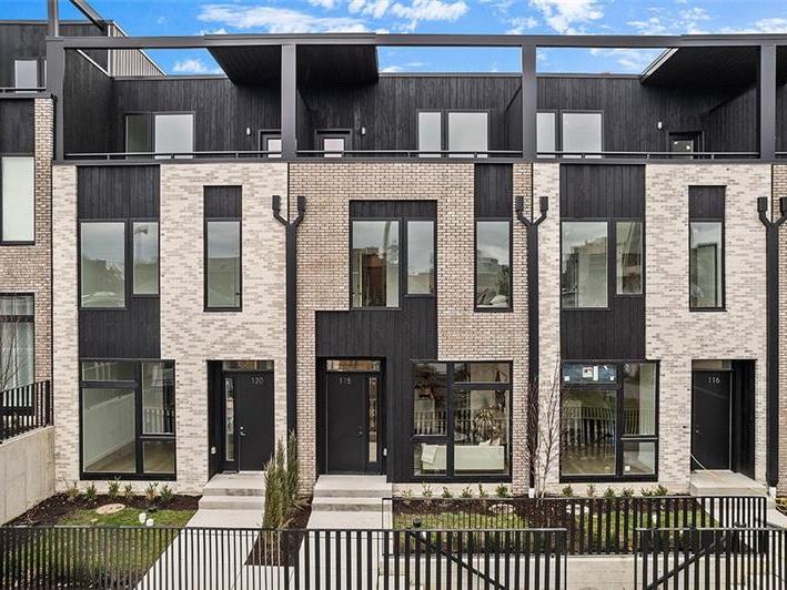 112 Burrows St