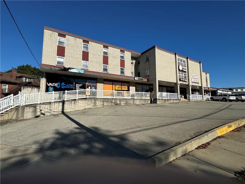 938 Oakland
