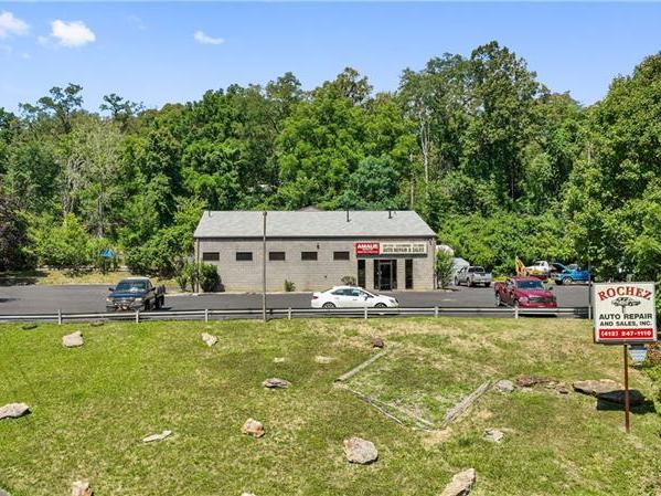 560 Hoover Rd