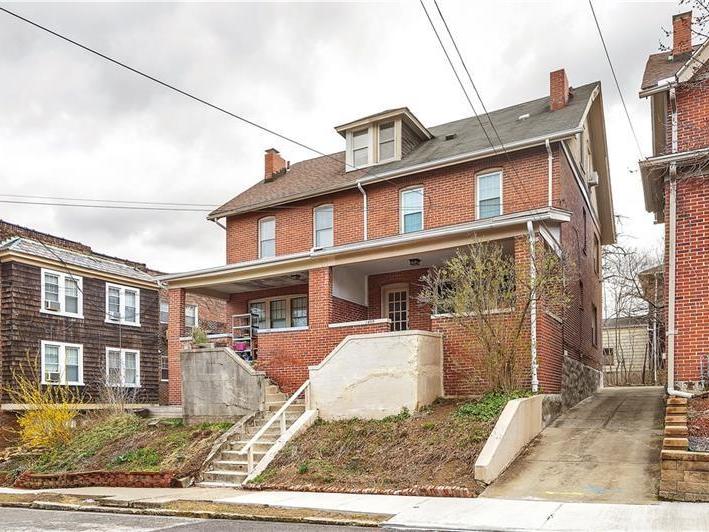 1459 Barnsdale St