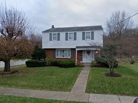 3711 Poplar Ave