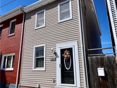 1923 Wharton St