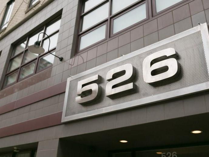 526 Penn Ave, 906
