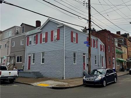 67 S 17th St