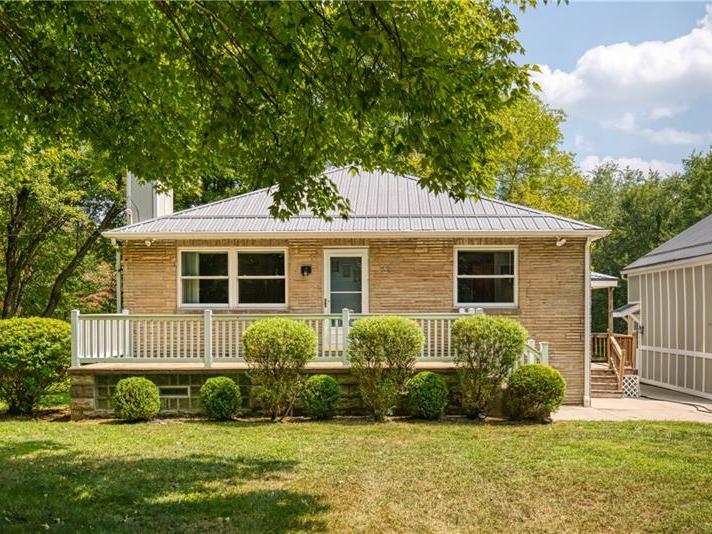 492 Center Grange Road