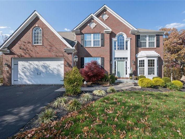 1005 Autumn Woods Dr