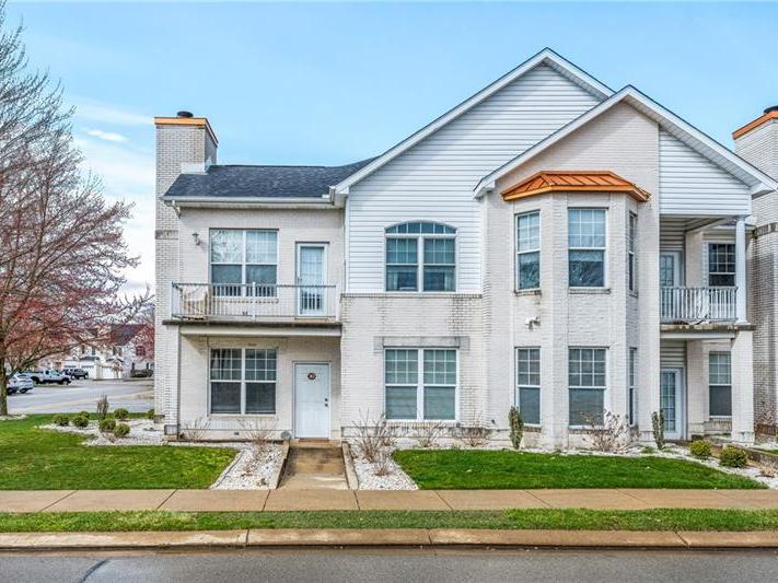 216 Adams Pointe Blvd, 10