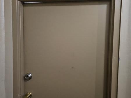 1935 Delaware Ave, 101