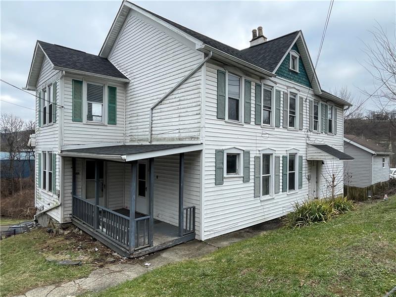 135 Spring St, Apt 2