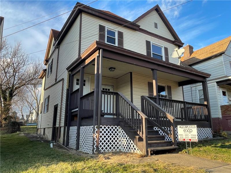 425 W Hallam Ave