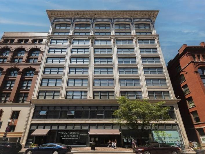 915 Penn Ave, 204