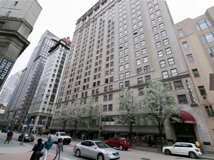 717 Liberty Ave, 812