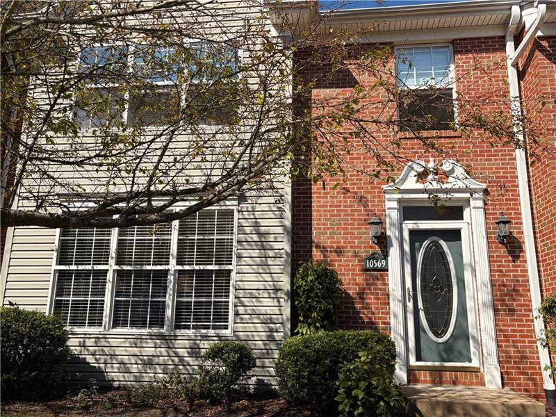 10569 Forest Hill Dr.