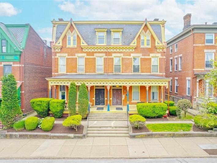 1203 W North Ave, 102