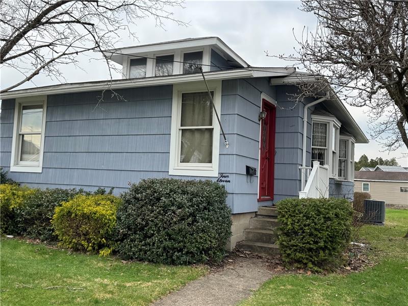 411 Rainey Ave