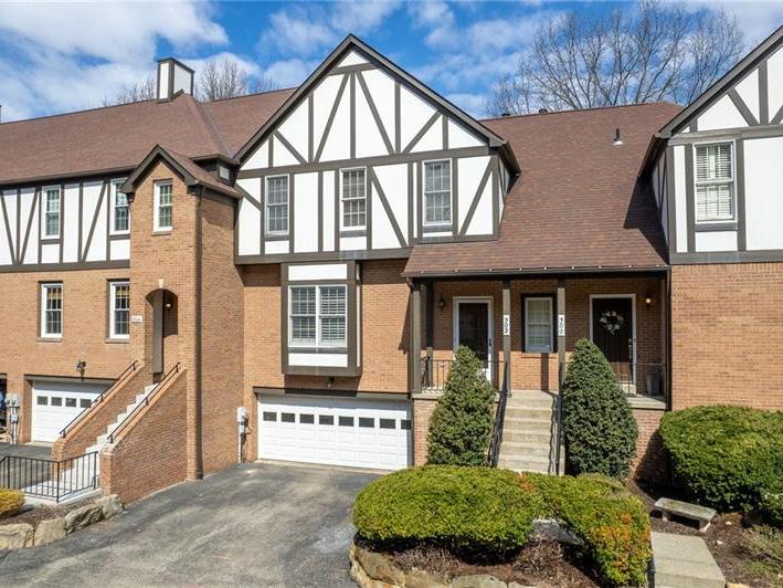 302 Kingsberry Cir
