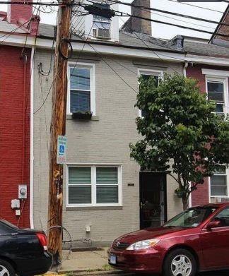 1709 Sarah St