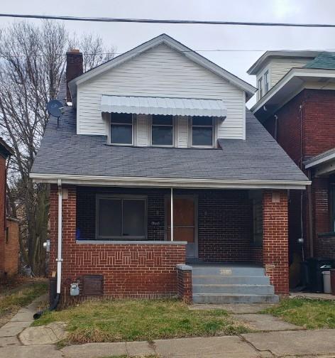 3102 Bergman St