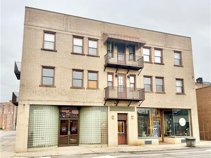 35 S Beeson Blvd, 2