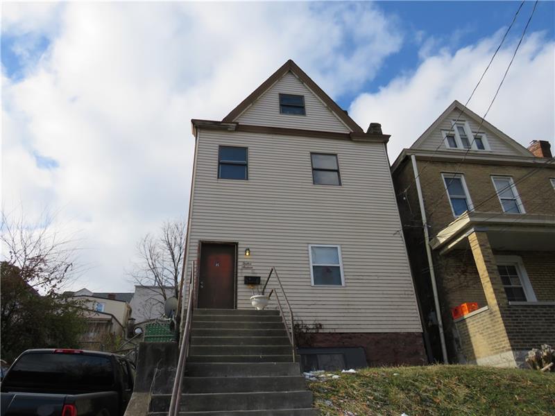 1216 Amanda St