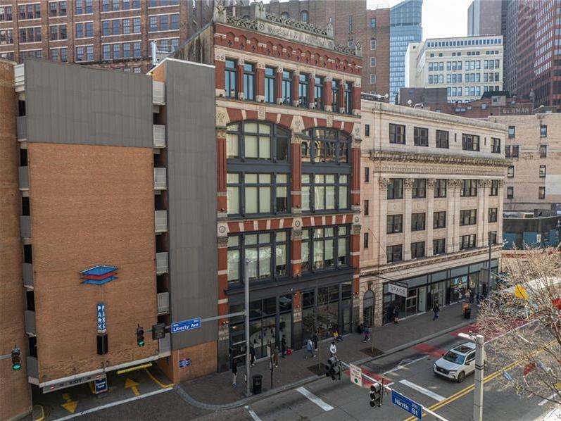 824 Liberty Avenue, 5