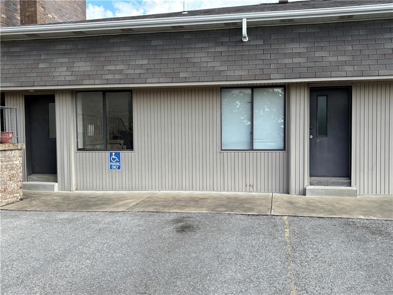 3019 South Park Road, 2