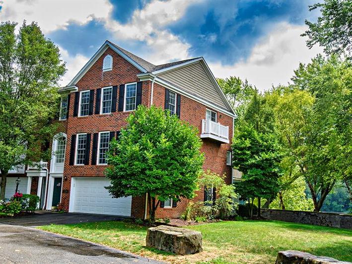134 Chapel Harbor Dr Fox Chapel PA 15238