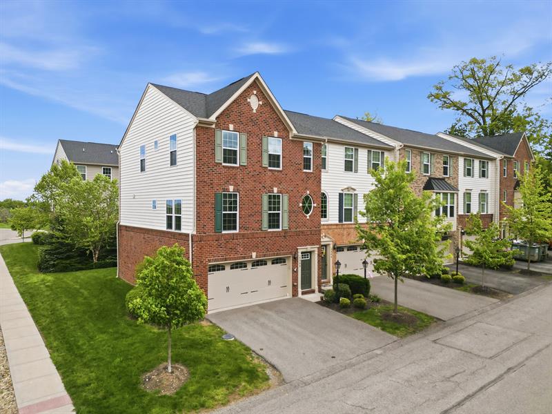 2305 Pointe View Drive Adams Twp PA 16046