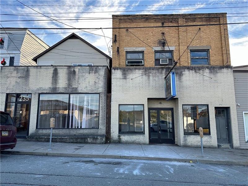 237 Longfellow St Vandergrift PA 15690
