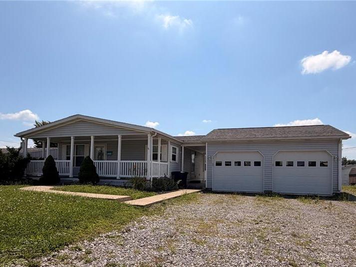 3202 46th St Pulaski Twp PA 15066